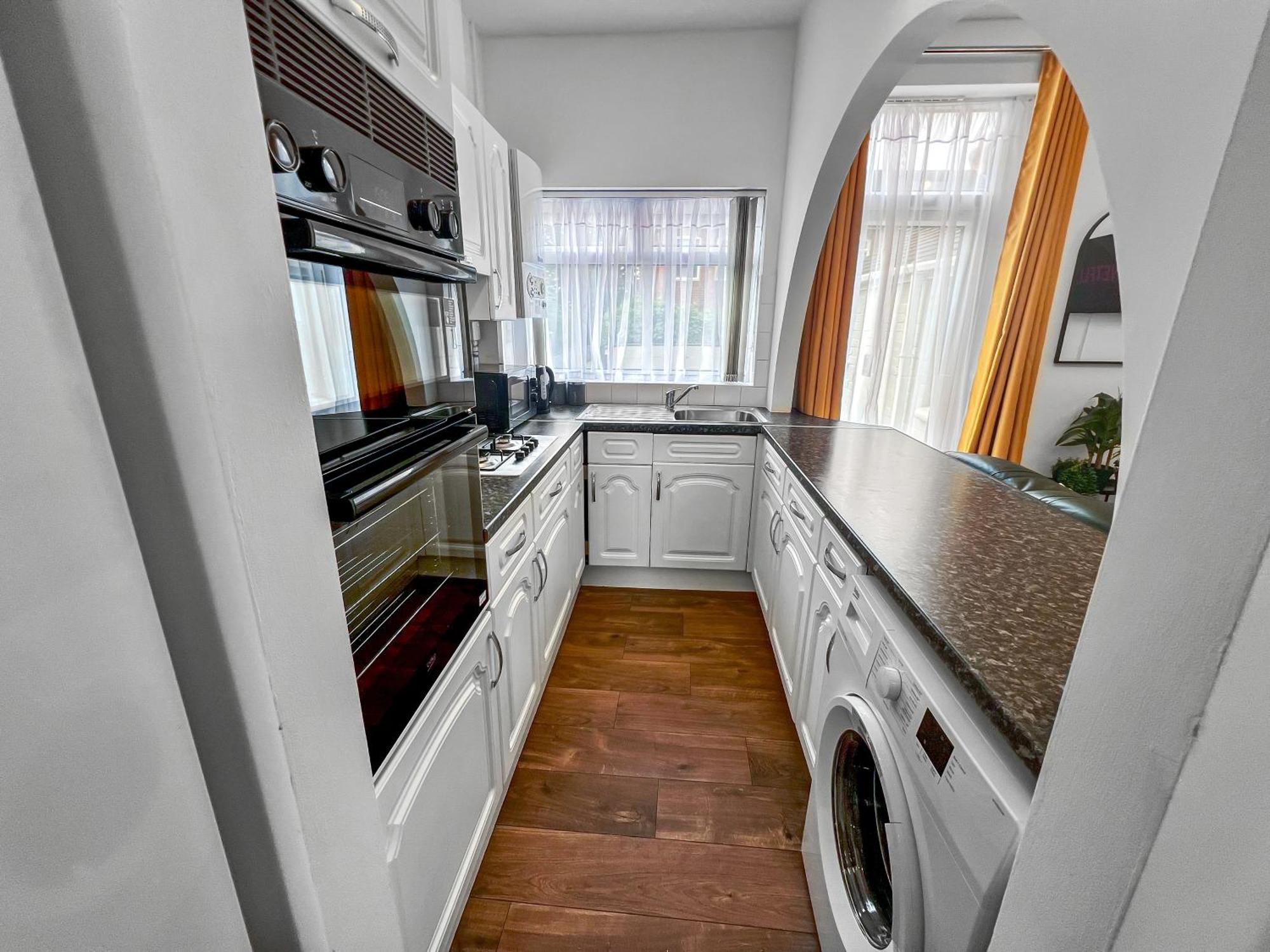 Stylish House Near Hospital With Free Parking Holiday home